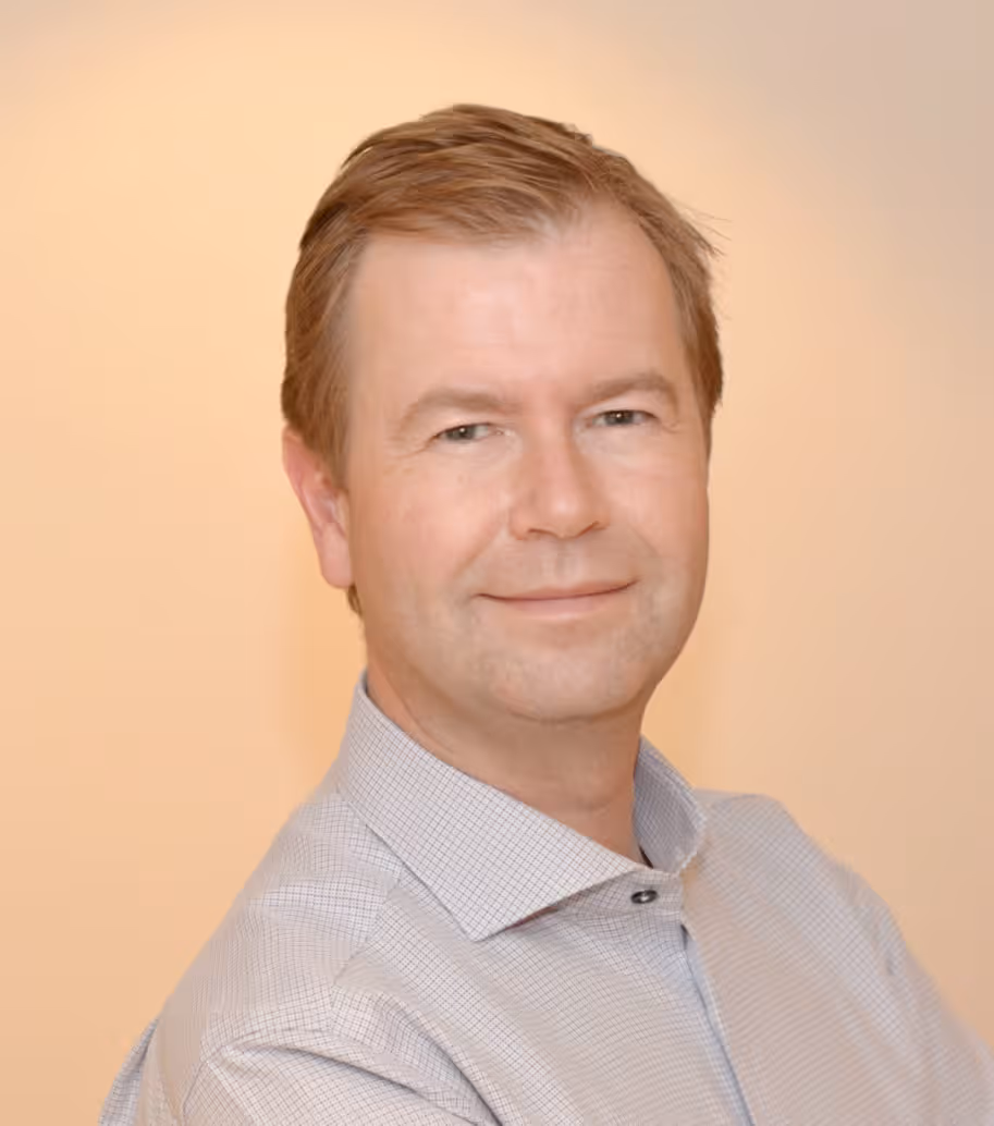 Portrait of Erik Thomas Ganer, NCCC board member, of XPENG.